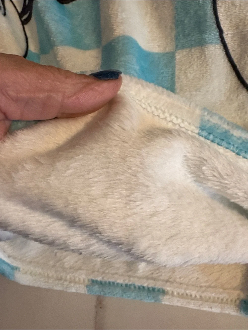 BAMBOO Blue & White Checkered Olaf Fleece Throw Blanket